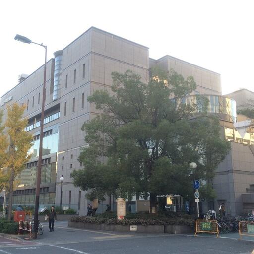 大阪市立中央図書館 地下鉄千日前線西長堀駅直結の図書館!