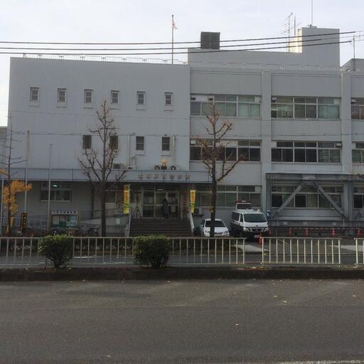 西警察署 運転免許証の裏書や、免許更新に!