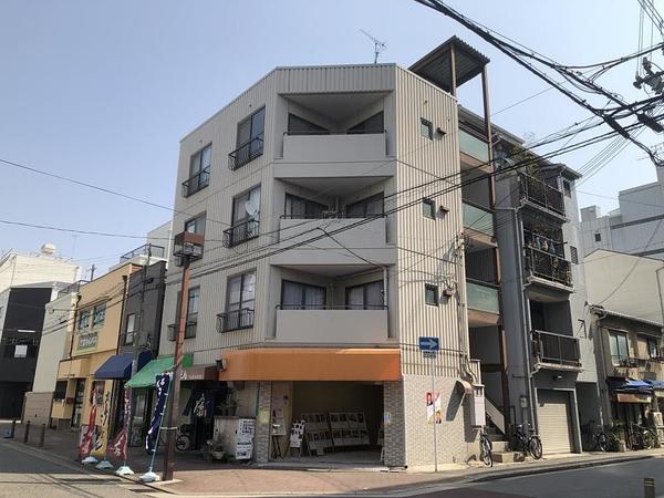 １ＤＫタイプのゆったりした間取り！角地のマンションで角部屋です♪