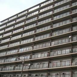 ファミール阿波座 角部屋の引き回しバルコニーで
日当たりの良い南西・南東向き!
ベランダ窓は二重サッシのため、防音・断熱に効果あり!
分譲マンションの賃貸貸し!